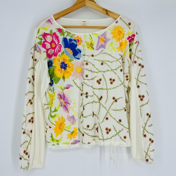 🔥SOLD🔥 Anthropologie Tiny Lori Embroidered Ivory Floral Boho Peasant Top S - Picture 6 of 11
